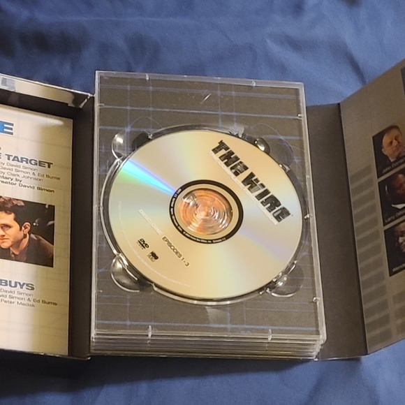 THE WIRE The complete First season. Boxed      'Listen Carefully' - Picture 15 of 16